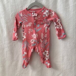 🎉5 for 🎉$20 (Baby)
Carter's Pink Floral One Piece Footie